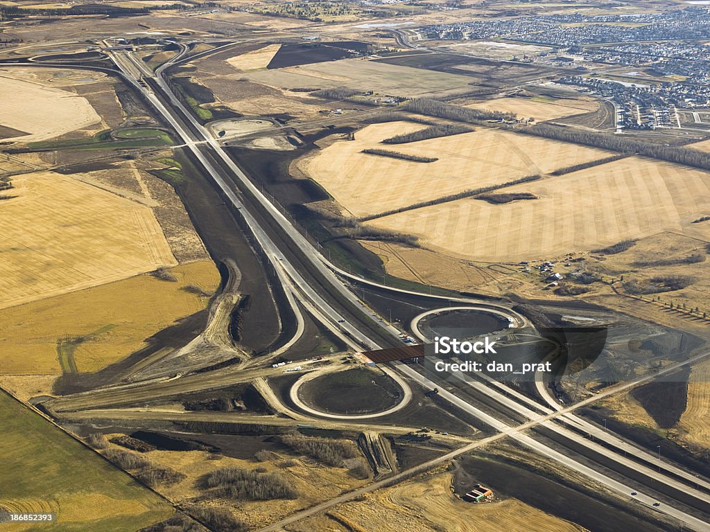 La construcción de la autopista - Foto de stock de Construcción de carretera libre de derechos
