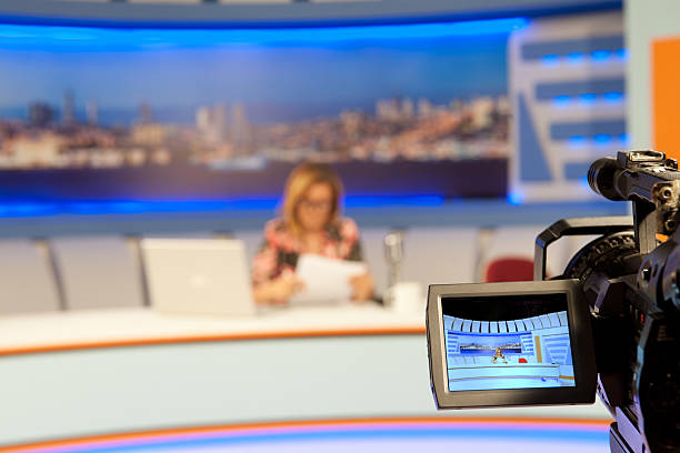 istock tv anchorwoman 186853944
