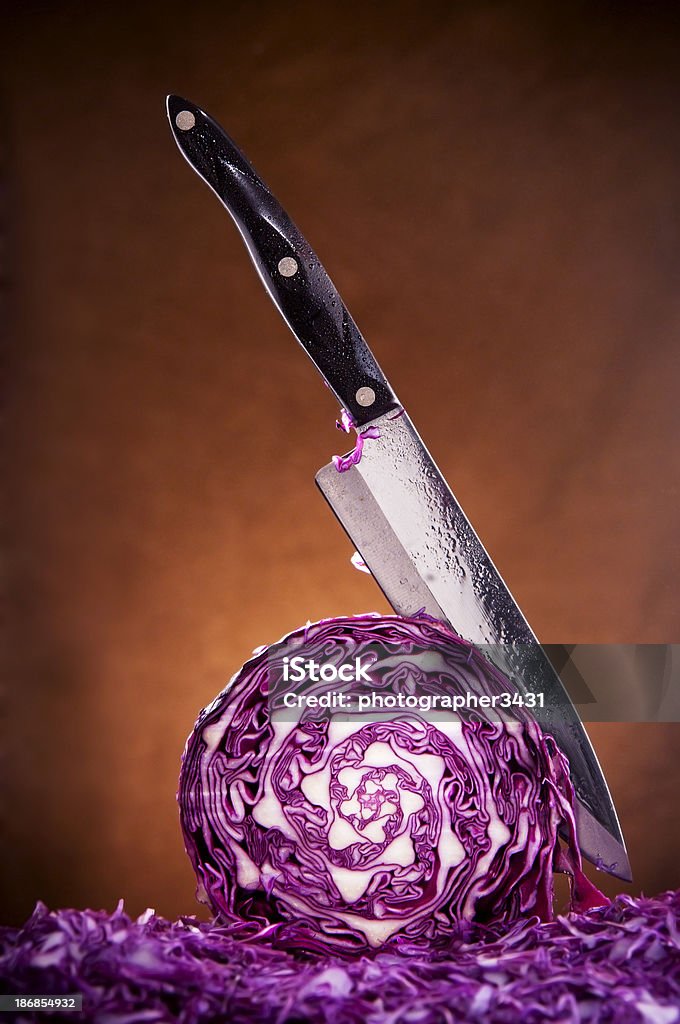Chou rouge et couteau - Photo de Couteau de table libre de droits