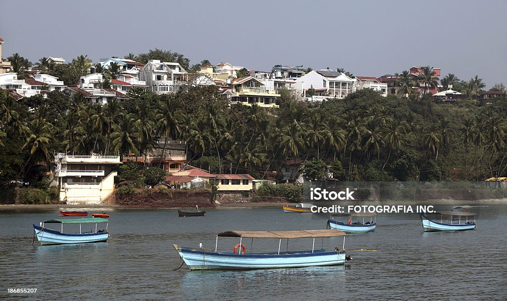 Miramar Beach, Marina, Panjim - Foto de stock de Playa libre de derechos