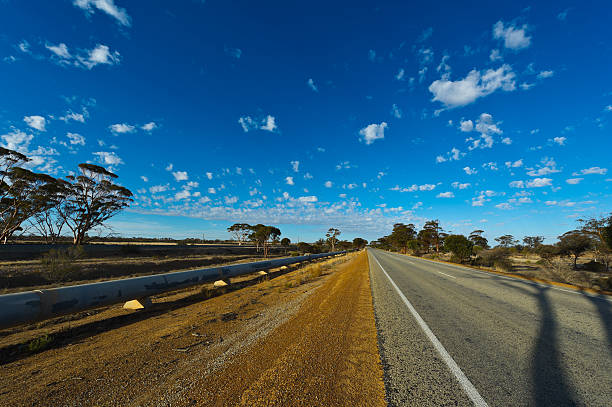 istock Golden Pipeline Perth to Karlgoorlie 186855438