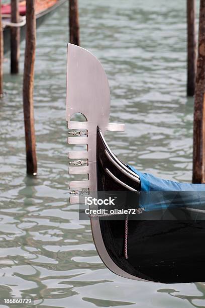 Gondola Veneziana Veneziaitalia - Fotografie stock e altre immagini di Acqua - Acqua, Ambiente, Argentato