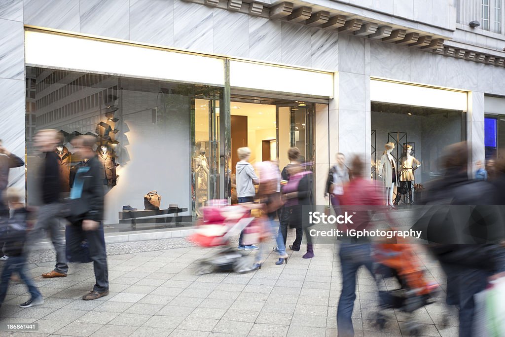 Shopping Menschenmenge - Lizenzfrei Gehweg Stock-Foto