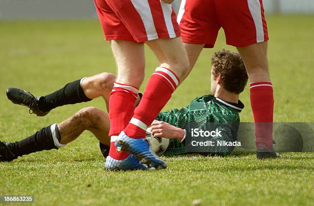 Calcetín Foto de stock y más banco de imágenes de Fútbol - Fútbol, Adulto, Cansado