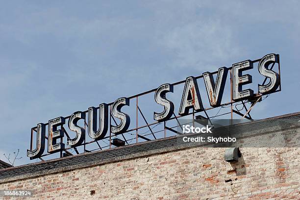Jesús Ahorra Foto de stock y más banco de imágenes de Rescate - Rescate, Jesucristo, Cristianismo
