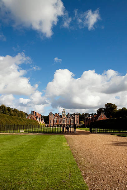 istock Blicking Hall from the Aylsham road 186864183