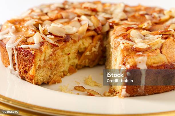 Foto de Bolo De Café e mais fotos de stock de Bolo de café - Bolo de café, Maçã, Alimentação Não-saudável