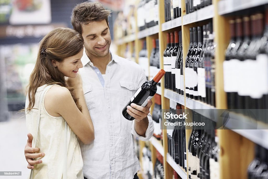 Ce sera parfait avec le dîner - Photo de Supermarché libre de droits