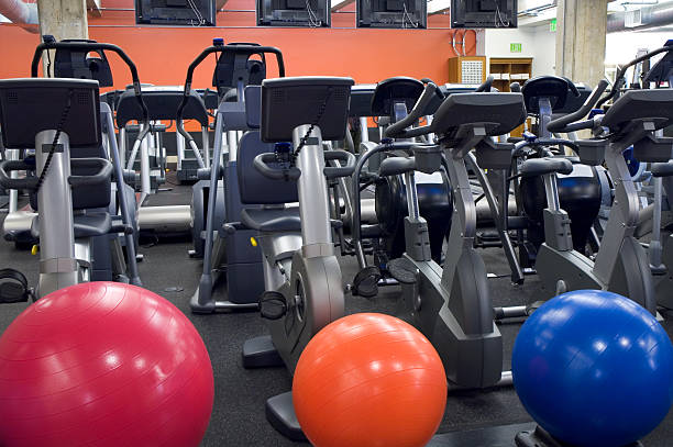 istock Health Club Interior 186865008