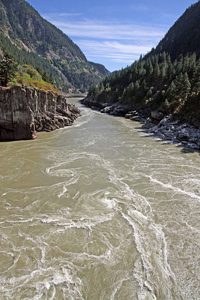 istock Narrowing of the Waters 186868416