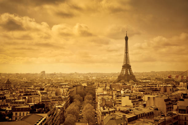 istock Paris, France 186868477
