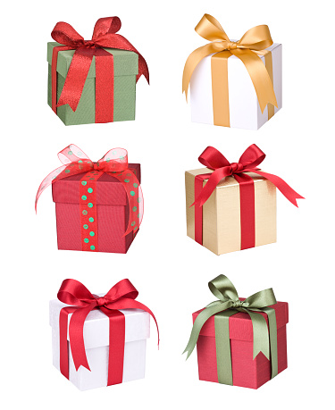 Gifts in assorted colors.