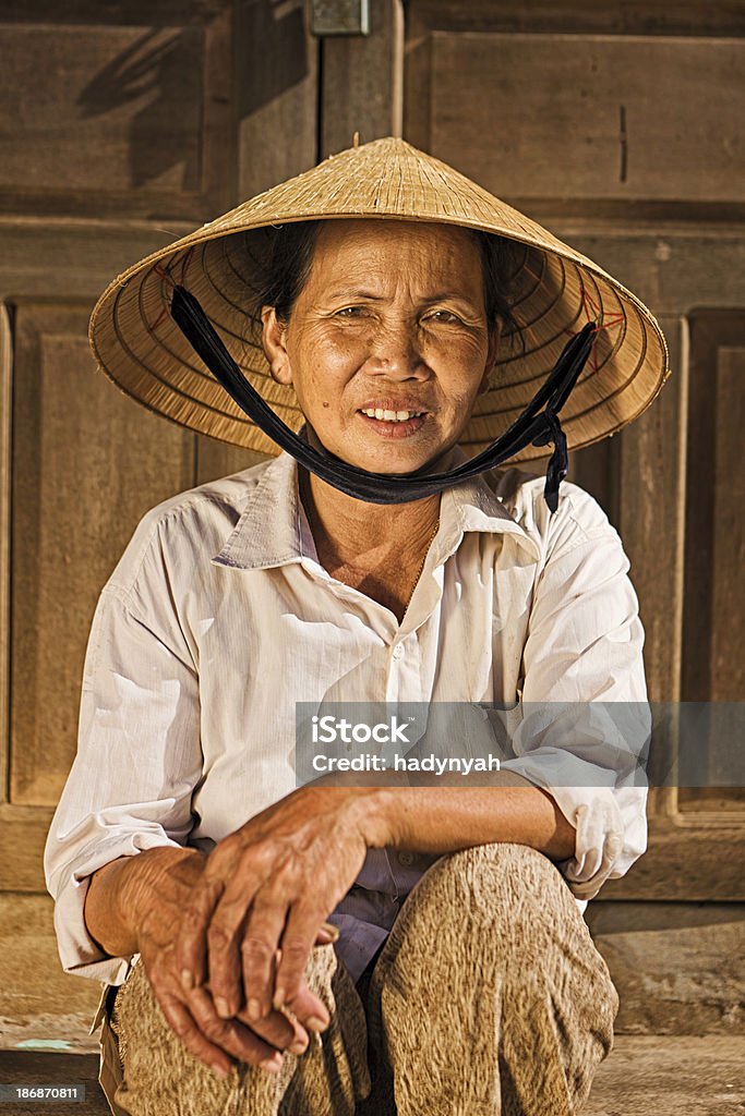 Vietnamita vendedor de legumes - Foto de stock de Adulto royalty-free