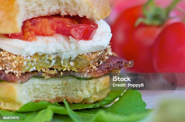 Blt Sanduíche Com Frito Tomate Verde - Fotografias de stock e mais imagens de Tomate Verde - Tomate Verde, Frito, Bacon Alface e Tomate