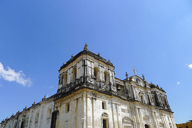 istock Basilica of the Assumption, Leon, Nicaragua 186871092