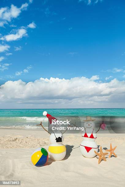 Couple Christmas Vacation In Tropical Beach Of Caribbean Sea Vt Stock Photo - Download Image Now