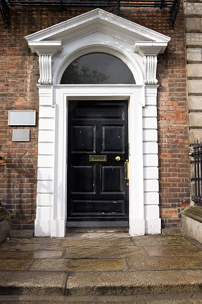 istock Georgian Dublin Door 186874285