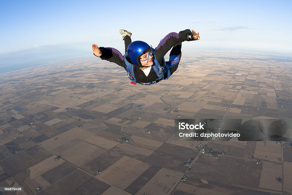 Fotografia de Stock Royalty-Free: Mulher feliz Skydiver - Royalty-free Queda Livre - Paraquedismo Foto de stock