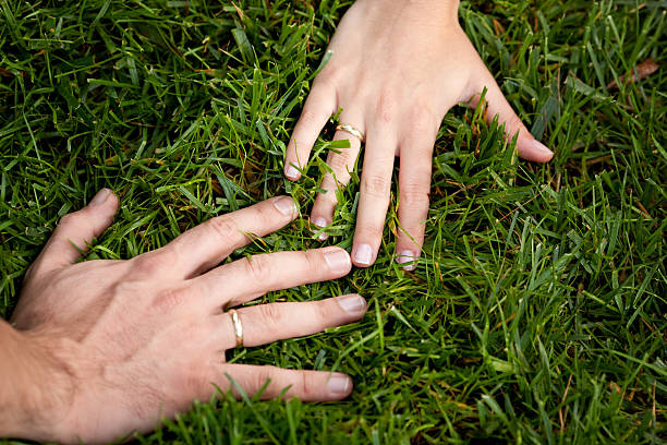 istock Hands of a couple 186876192