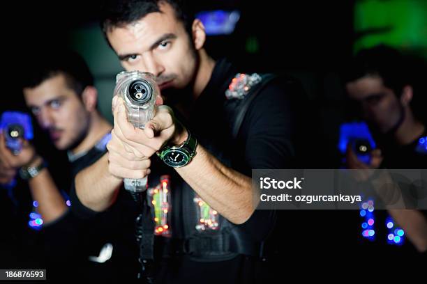 Laser Tag - Fotografie stock e altre immagini di Laser - Laser, Giochi, 20-24 anni