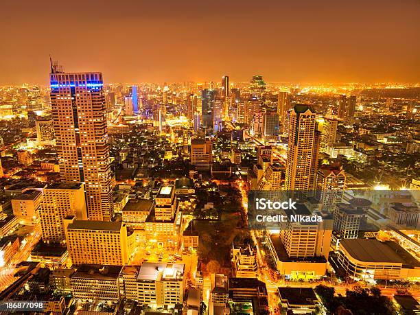 Skyline Von Bangkok Stockfoto und mehr Bilder von Abenddämmerung - Abenddämmerung, Architektur, Asien