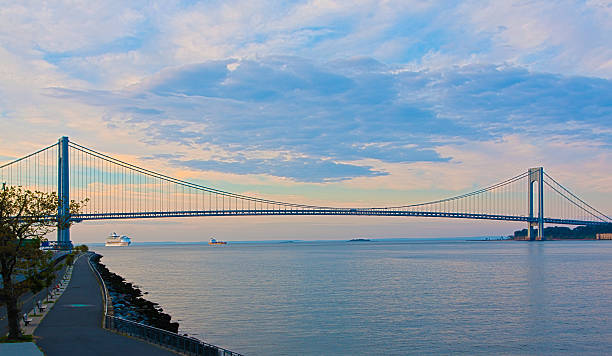 내로우 verrazano bridge 썬라이즈, new york - staten island new york harbor sea harbor 뉴스 사진 이미지