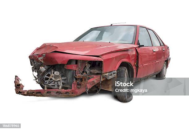 늙음 및 카폰에 손상되었음 구형 자동차에 대한 스톡 사진 및 기타 이미지 - 구형 자동차, 녹슨, 고물 집적소