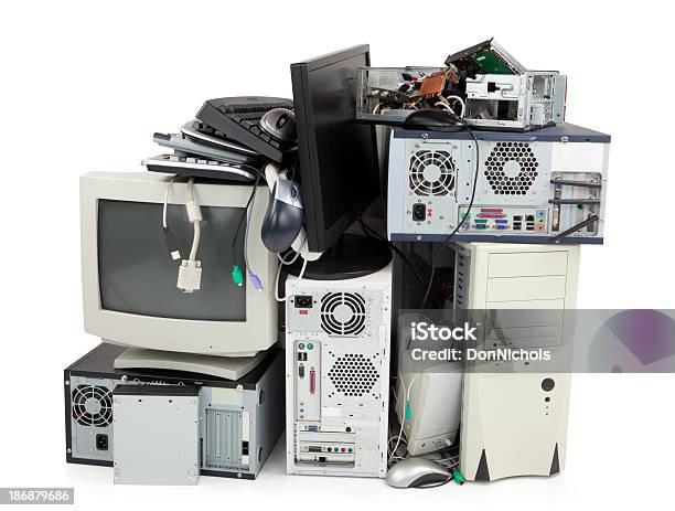 Veraltet Computer Und Elektronikausstattung Für Recycling Stockfoto und mehr Bilder von Alt