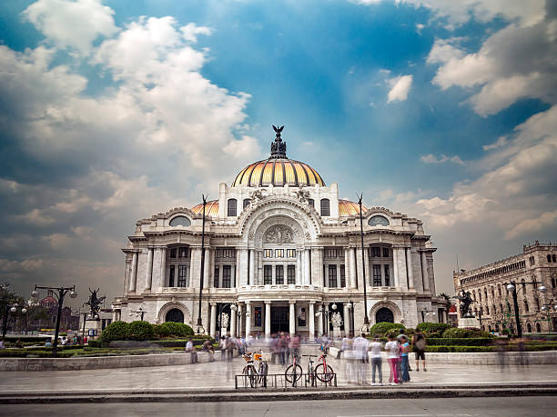 palacio de bellas artes in mexico city - national concert hall stock-fotos und bilder