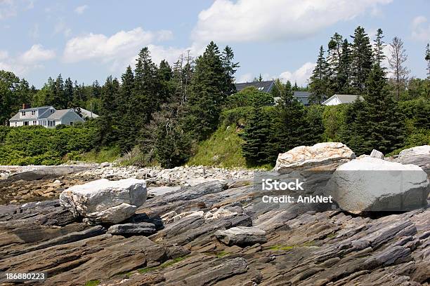 La Vida En La Costa Bristol Maine Eua Foto de stock y más banco de imágenes de Agua - Agua, Aire libre, Borde del agua