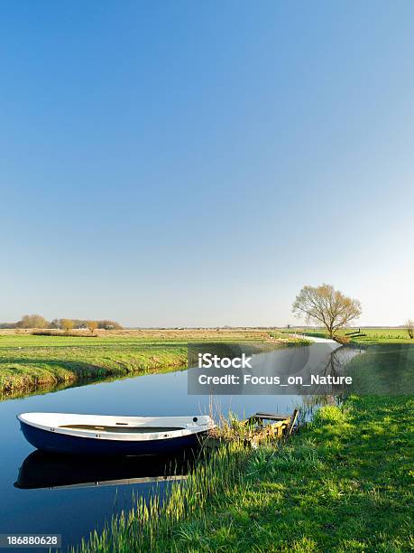 Holenderski Polder Krajobraz W Spring - zdjęcia stockowe i więcej obrazów Holandia - Holandia, Polder, Lato