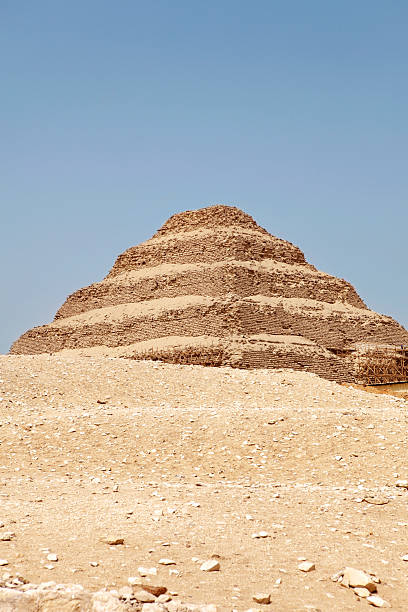 пирамида djoser - saqqara стоковые фото и изображения