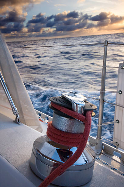 Segelboot Tester Detail mit Sonnenuntergang am Meer – Foto