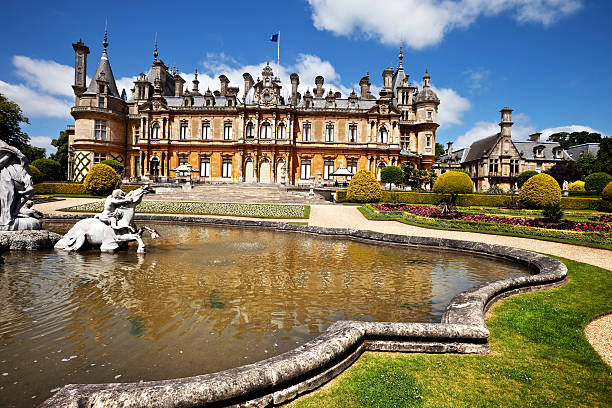 istock Renaissance Style Chateau in Buckinghamshire, England 186883105