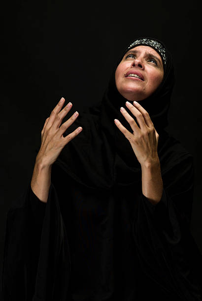 istock Muslim woman crying 186883286