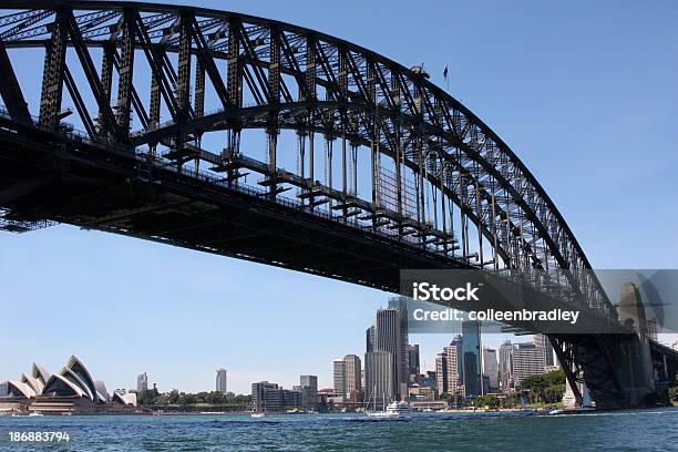 Sydney Harbour Bridge - zdjęcia stockowe i więcej obrazów Australia - Australia, Bez ludzi, Fotografika