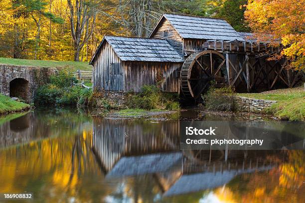 Mabry Mill Blue Ridge Parkway Stock Photo - Download Image Now - Mill, Virginia - US State, Watermill