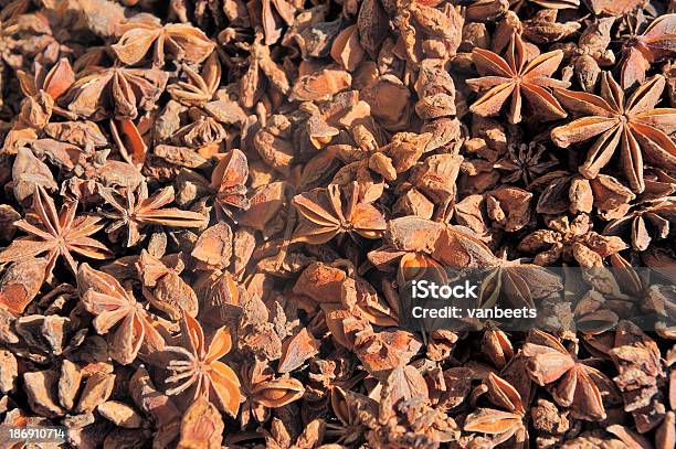 Anís Estrellado Semilla Seca Foto de stock y más banco de imágenes de Aderezo - Aderezo, Alimento, Alimentos deshidratados