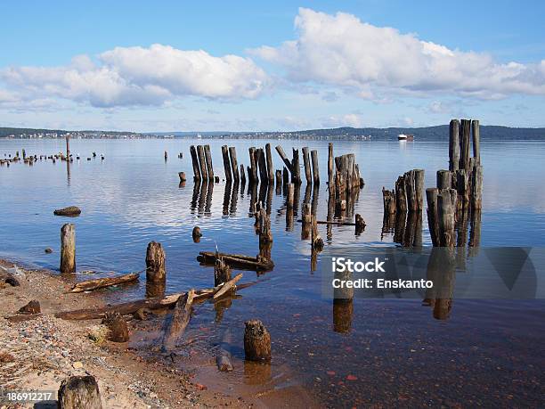 Alten Bergen In Den See Stockfoto und mehr Bilder von Alt - Alt, Anhöhe, Anlegestelle