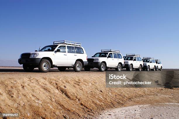 Abenteuer Und Mehr Stockfoto und mehr Bilder von Konvoi - Konvoi, Vierradantrieb, Geländewagen