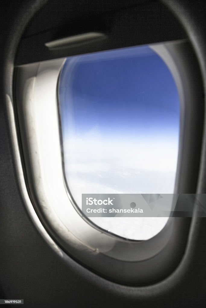 Flugzeug fliegen über der Welt - Lizenzfrei Allgemeine Luftfahrt Stock-Foto