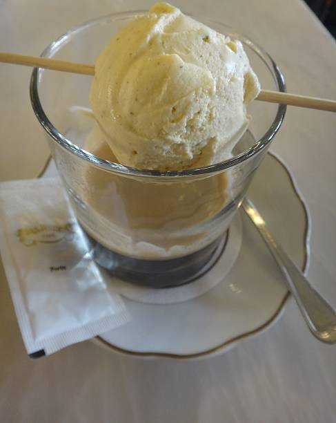 istock Coffee with Ice Cream and Sugar 186928781