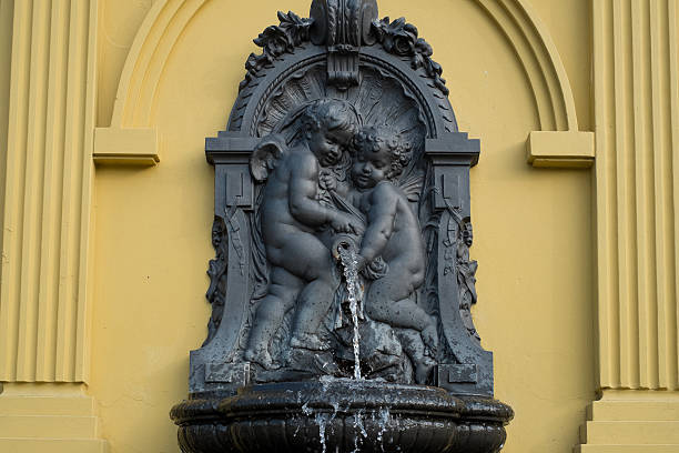 istock Water fountain with angels 186929602