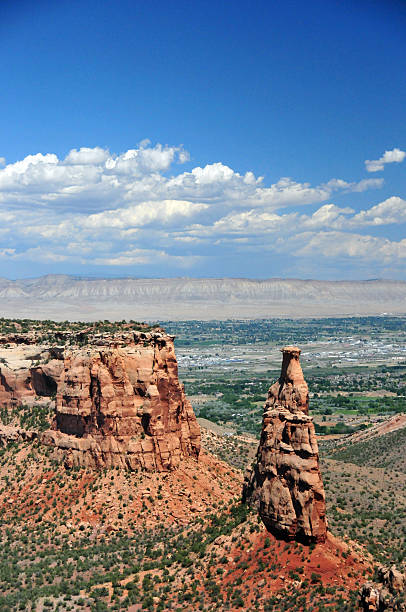 istock Colorado National Monument, CO, USA: Sentinel spire 186929606