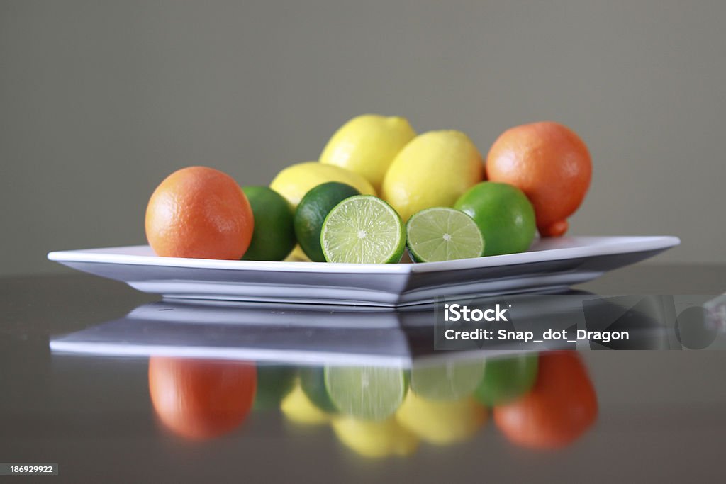 Citrus Plate-Pas en arrière-plan - Photo de Agrume libre de droits