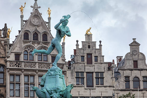 istock Antwerp City Center 186934012