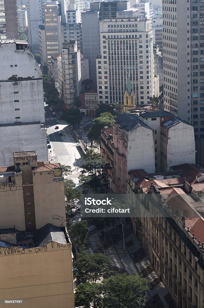 sao paulo a la ciudad - Foto de stock de Aire libre libre de derechos