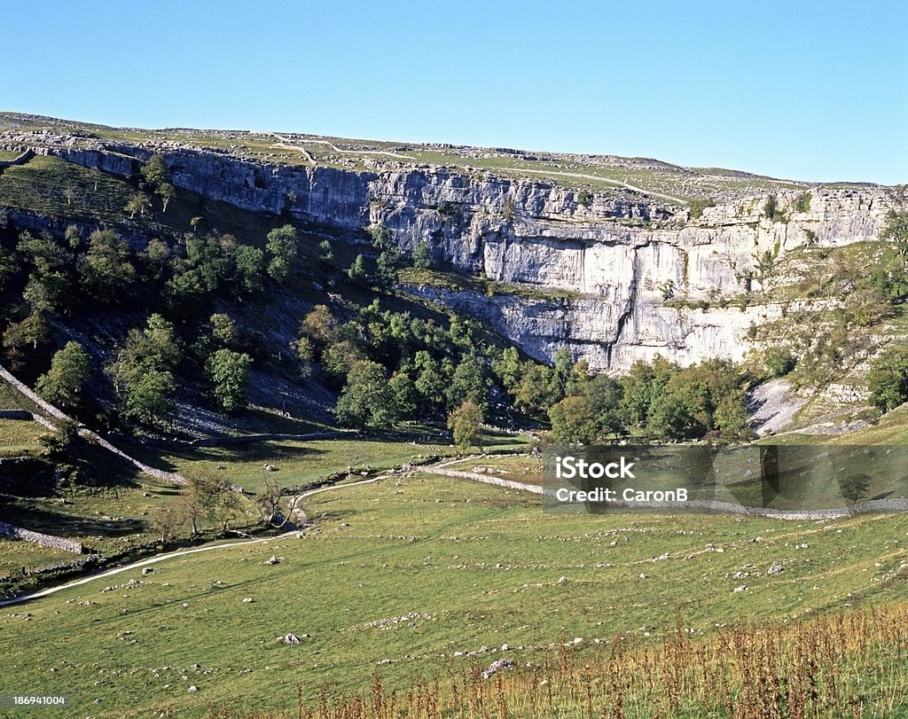 Malham Cove, Yorkshire Dales. - Foto de stock de Angra de Malham royalty-free