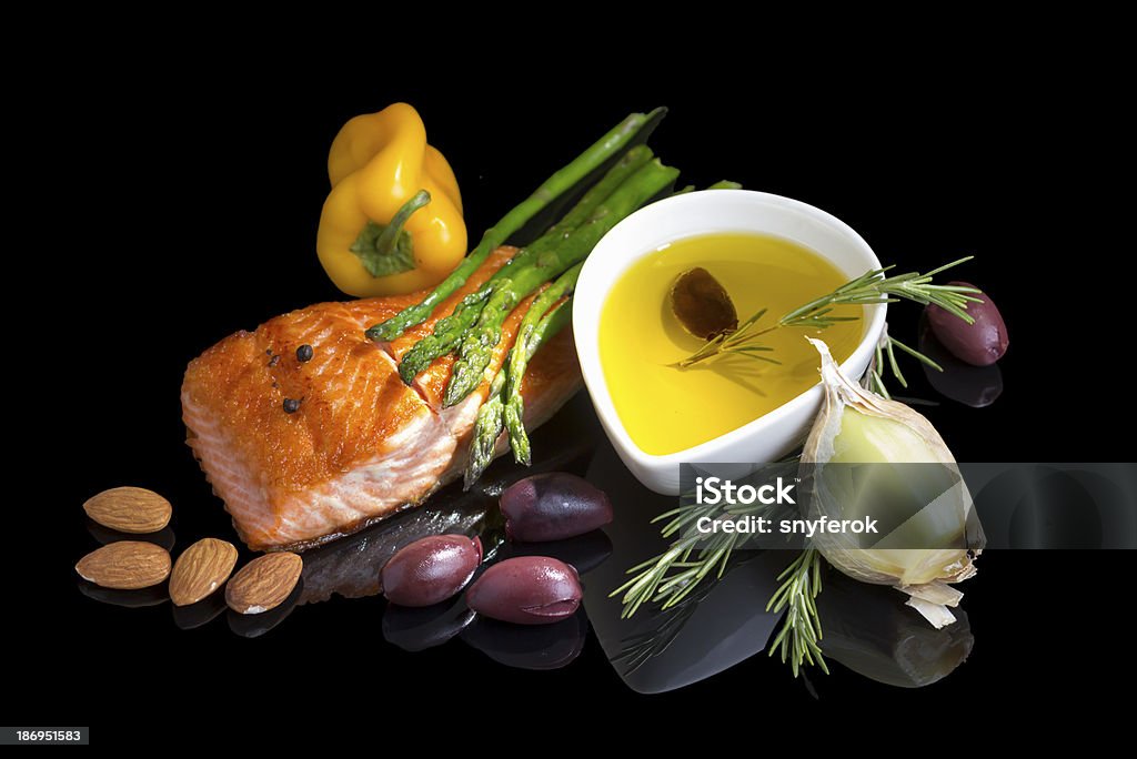 omega - 3 dieta mediterránea. - Foto de stock de Comida mediterránea libre de derechos