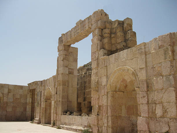 istock Ancient Ruins of Jerash, Jordan 186953418